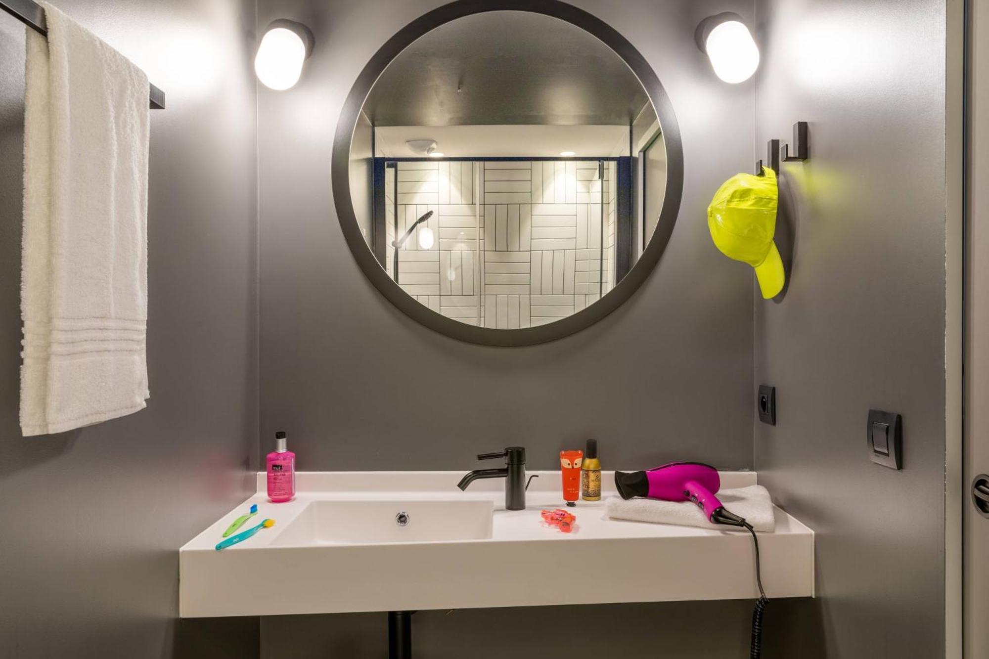 Moxy Bordeaux Hotell Exteriör bild