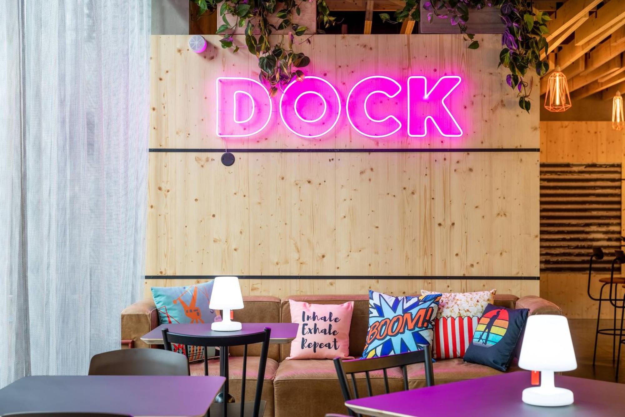 Moxy Bordeaux Hotell Exteriör bild