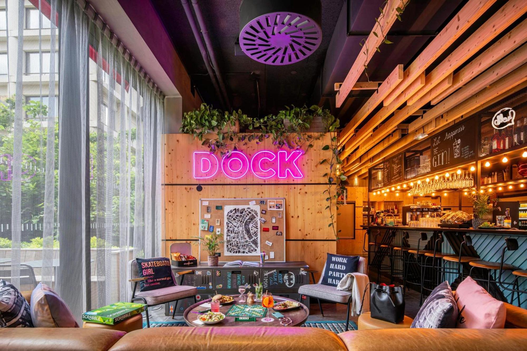 Moxy Bordeaux Hotell Exteriör bild