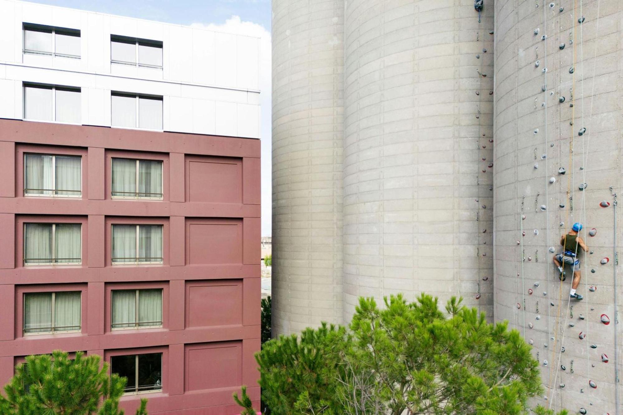 Moxy Bordeaux Hotell Exteriör bild